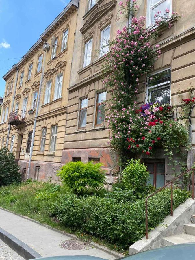 Izuminka v Centre Goroda Lviv Eksteriør billede